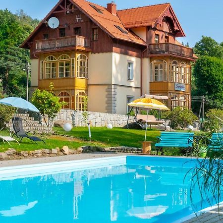 Willa Jagniatkow Bed & Breakfast Luaran gambar