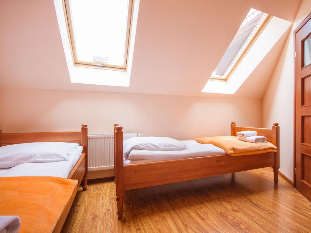 Willa Jagniatkow Bed & Breakfast Luaran gambar